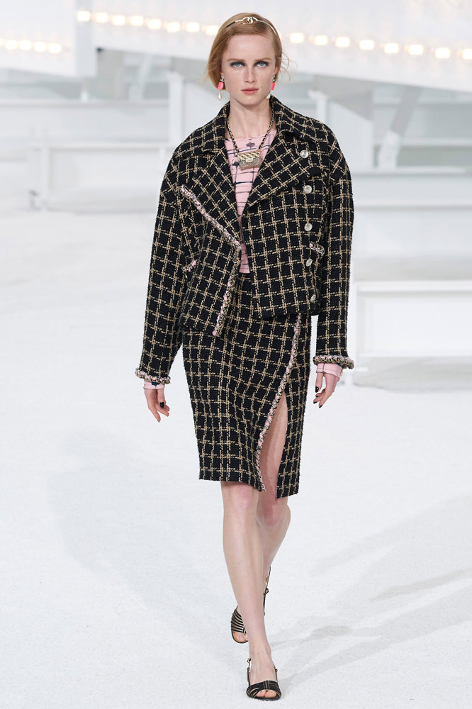 The Story of Chanel's Tweed