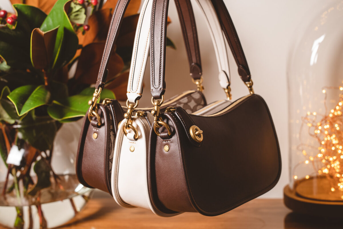 coach the swinger bag
