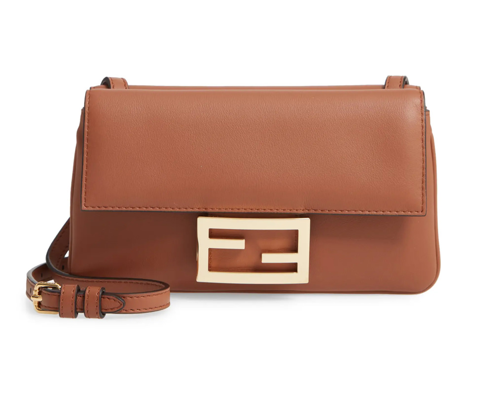 Loving Lately: the Illustrious Wallet On a Chain - PurseBlog