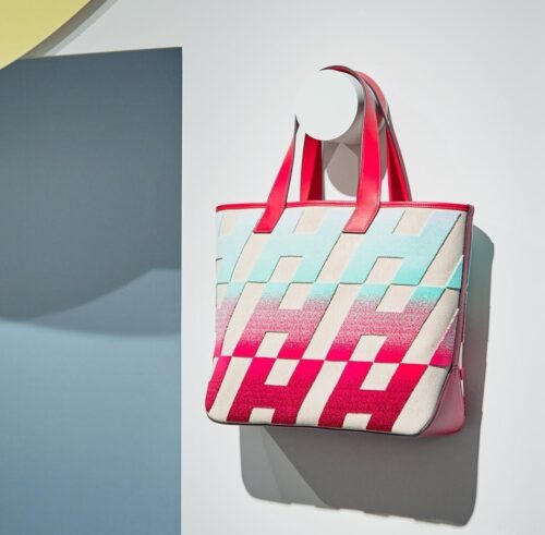 H Tote Bag. Photo courtesy of @Hermes