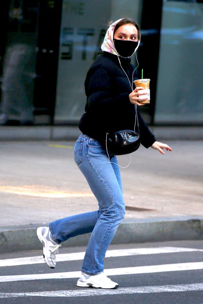 Celebs Flit About Town With Bags From Saint Laurent, Chanel and More -  PurseBlog