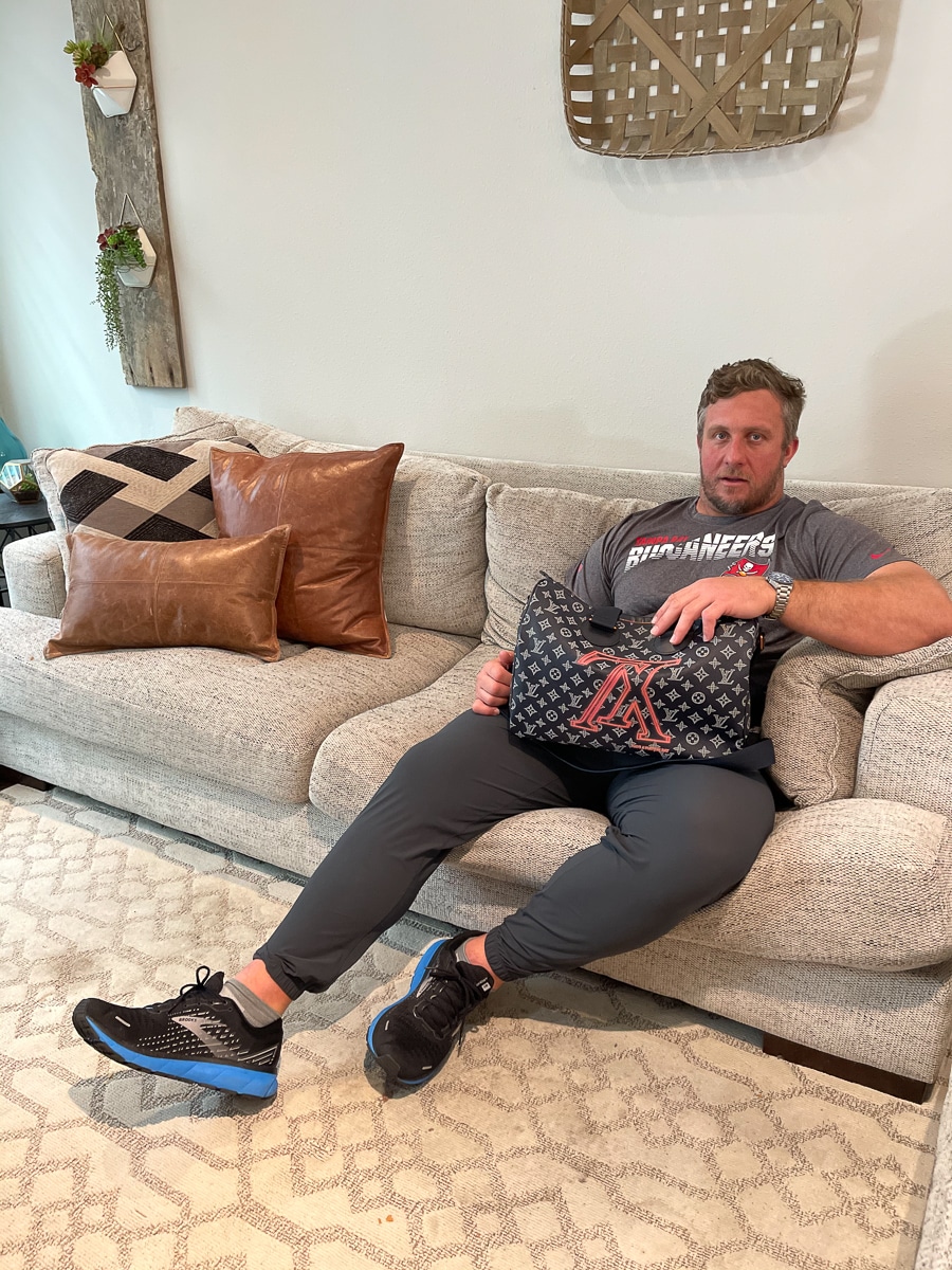 What's In His Bag: Tampa Bay Buccaneers Guard Ted Larsen - PurseBlog