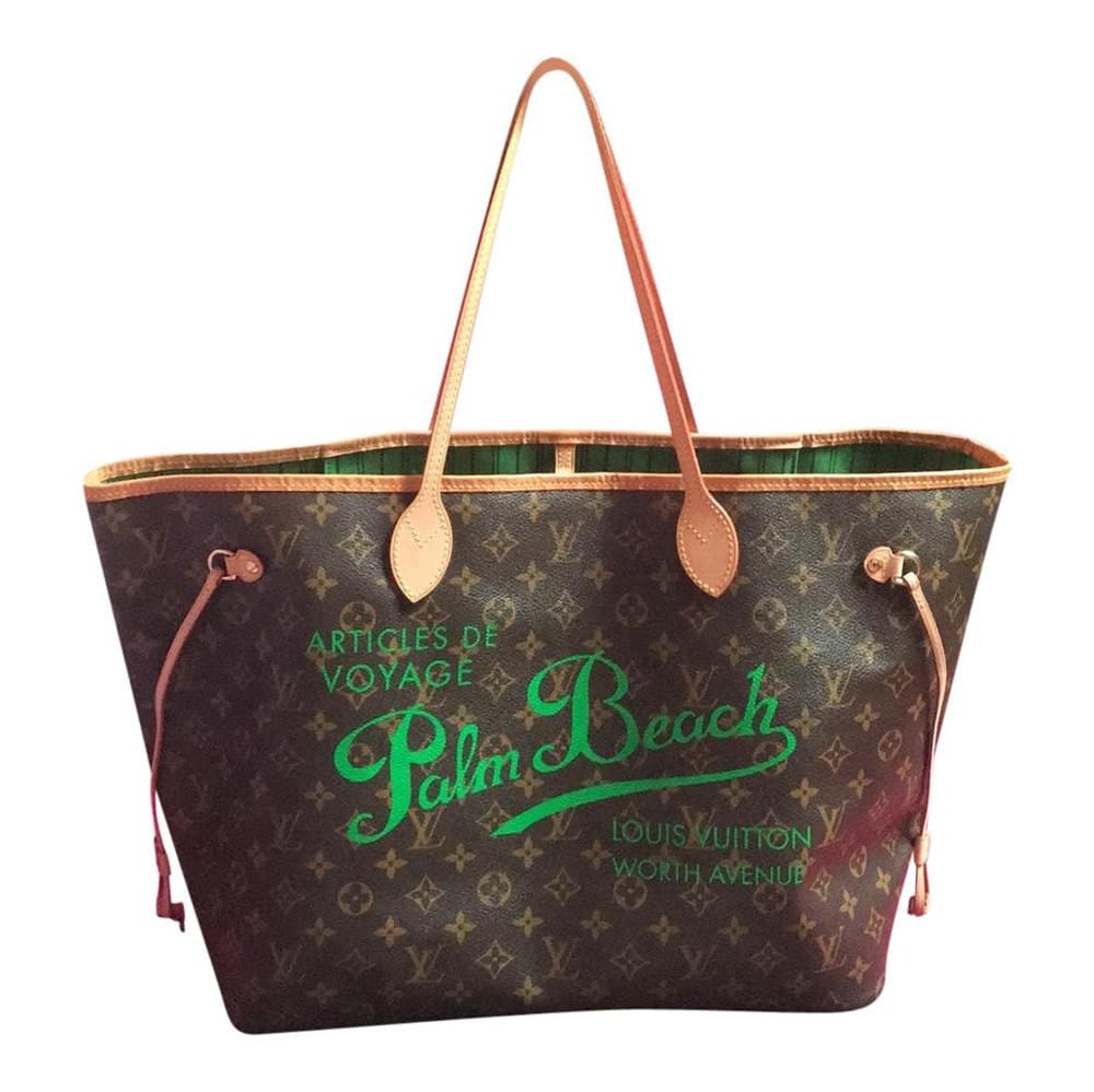 Is the Louis Vuitton Neverfull the perfect beach bag? LV Neverfull