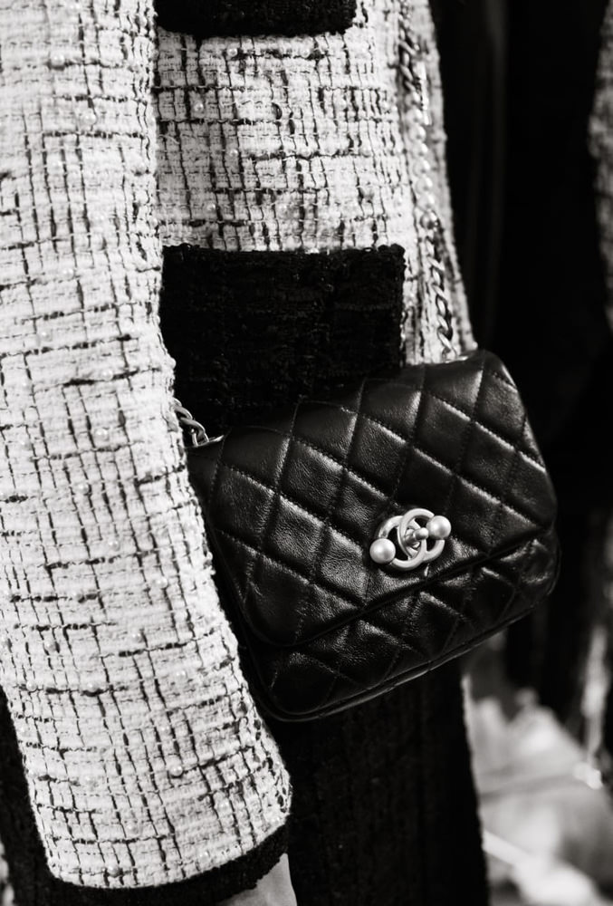 Your First Look at Every Stunning Bag from Chanel's Cruise 2022 Show -  PurseBlog