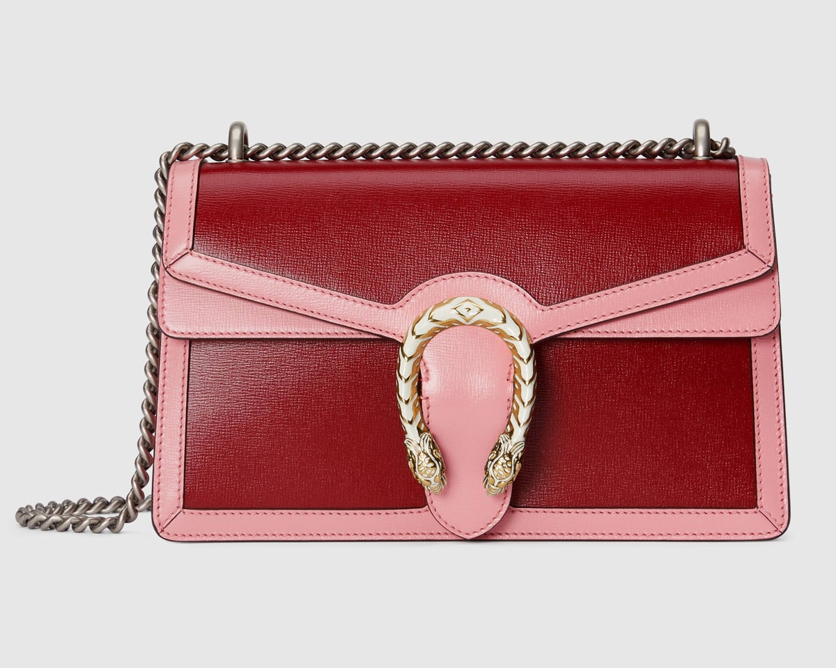 What's not to love about this statement red Gucci bag!