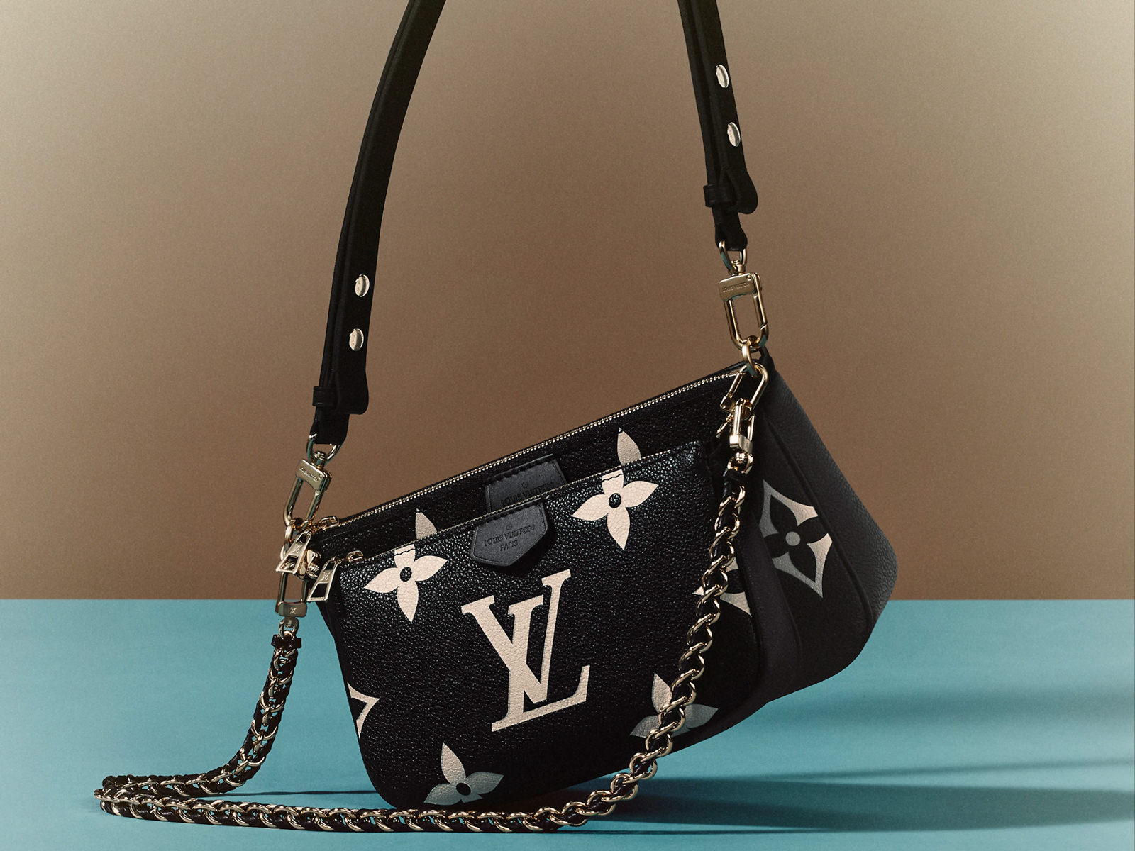 Louis Vuitton Multi Pochette Accessoires Black Monogram Empreinte