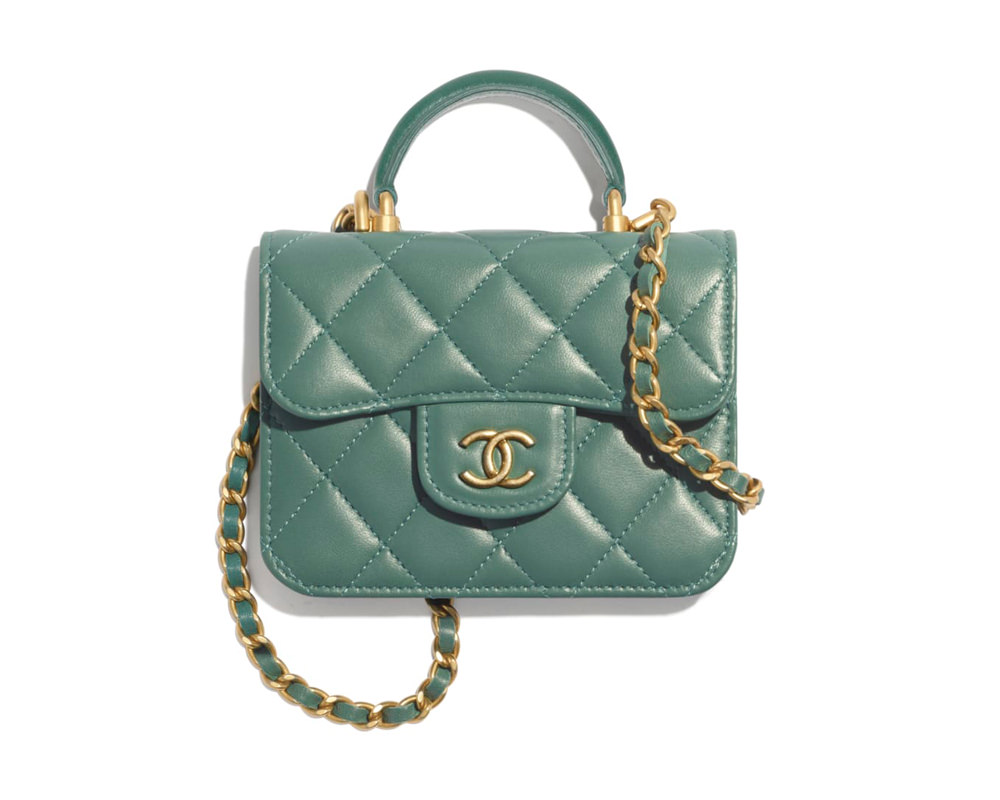 Chanel's Metiers D'Art 2021 Bags Are in Boutiques Now—Here Are Our  Favorites - PurseBlog