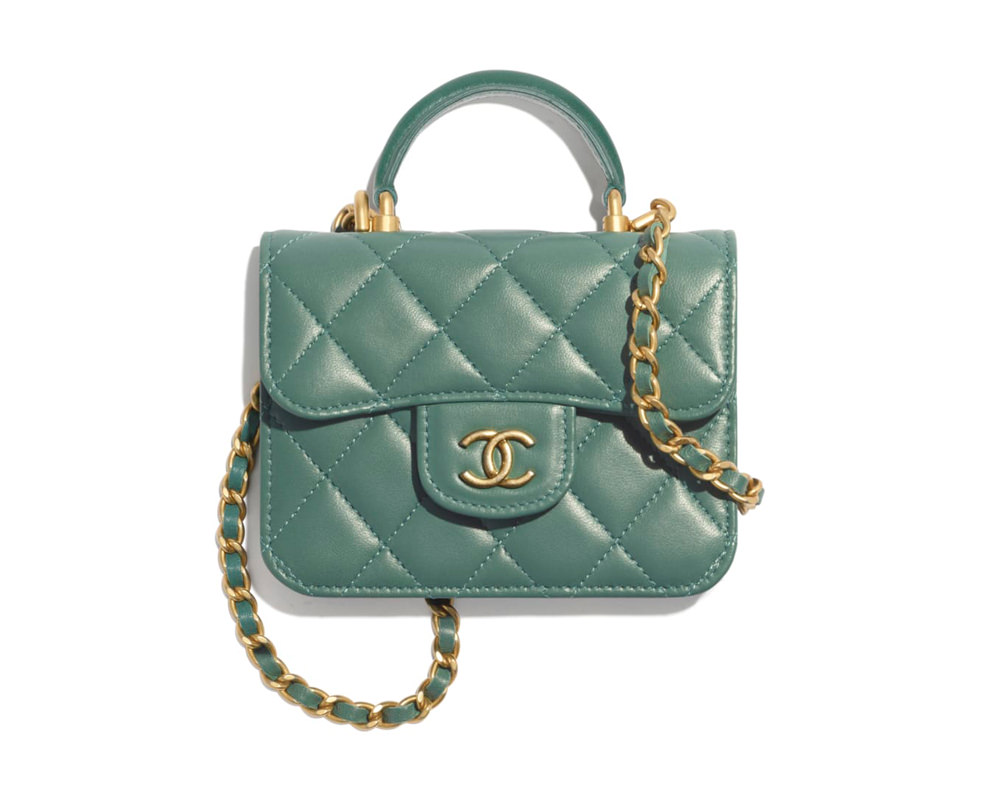 HELP! New Chanel Classic but chain looks funny?