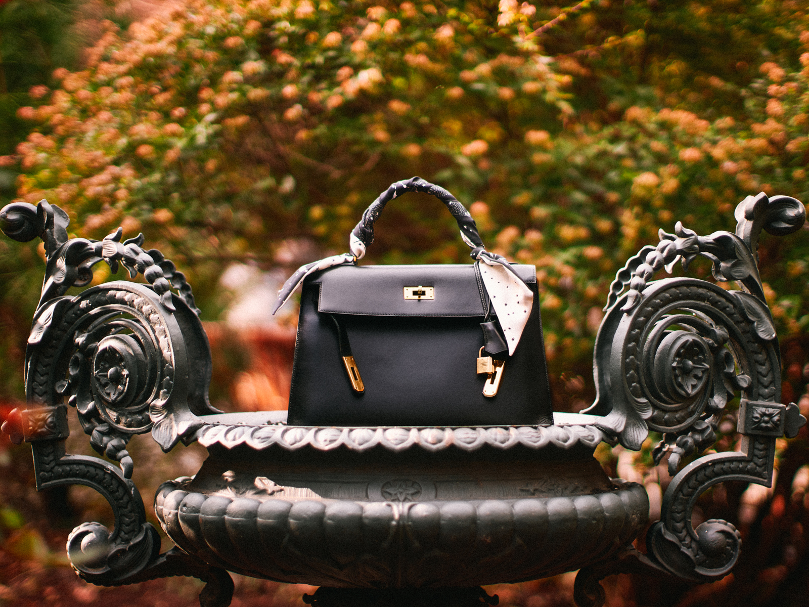 Another Multi-functional Bag? Louis Vuitton Coussin Is The New 3 In 1  Obsession