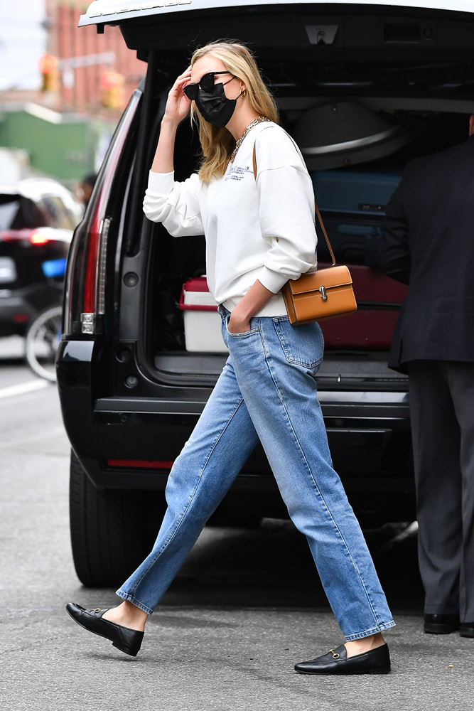 Celebs Come and Go With Gucci Horsebit Bags, Bottega's The Point and More -  PurseBlog