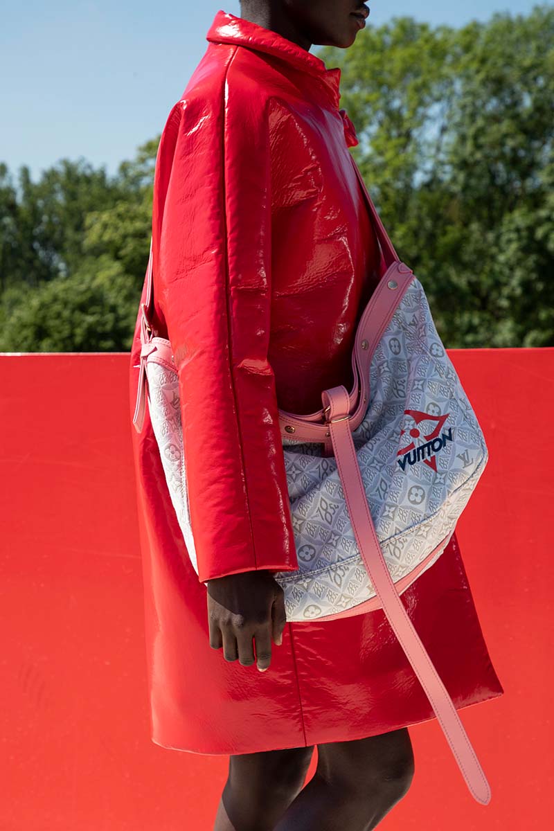 Every Look From Louis Vuitton Women's Cruise 2022 – CR Fashion Book