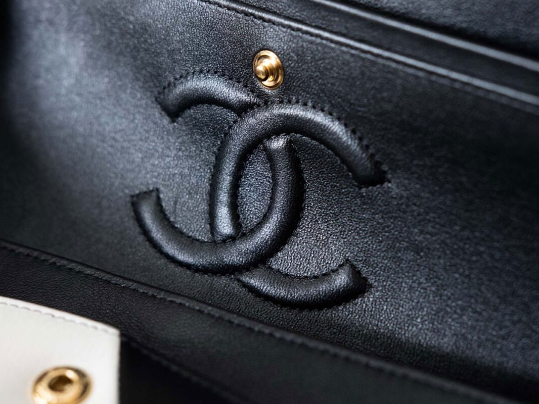 The Chanel Iconic Handbags of Spring/Summer 2021 - PurseBlog