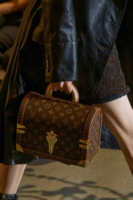 This Louis Vuitton Bag Is the Breakout Star of Spring Fashion