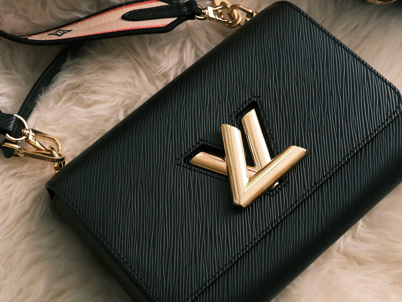An Ode to Louis Vuitton Epi Leather - PurseBlog