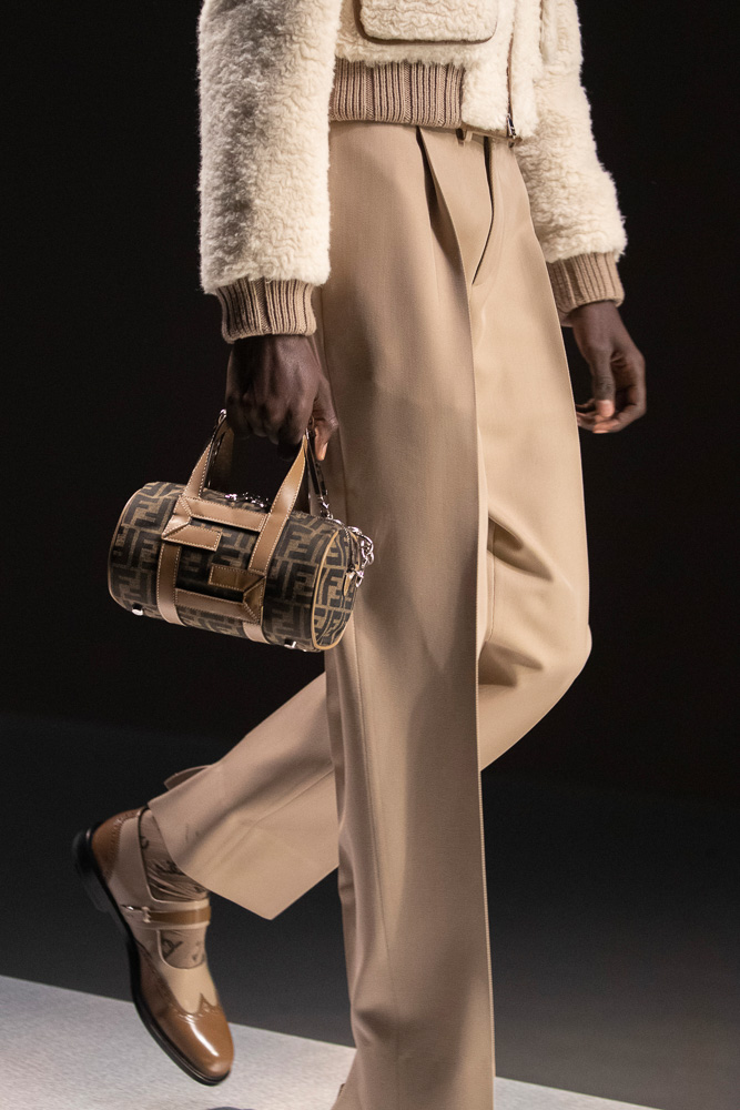 Fendi's Brand New Fall '22 Runway Bags - PurseBlog