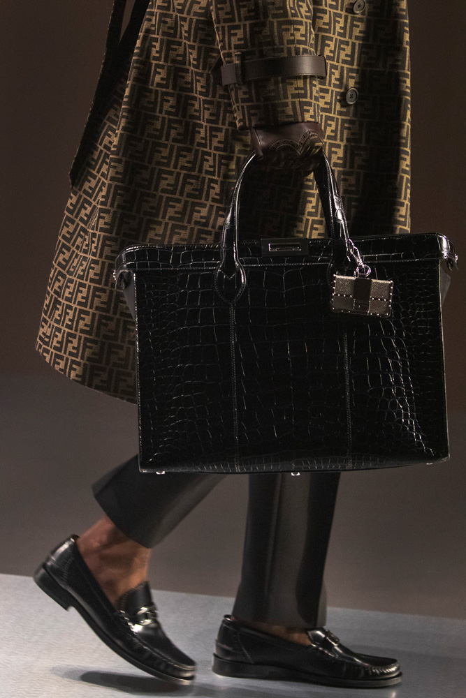 Fendi's Brand New Fall '22 Runway Bags - PurseBlog