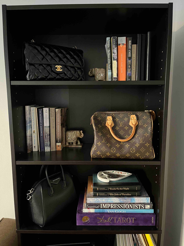 Louis Vuitton Beige Monogram Vernis Lexington Pochette Bag - Yoogi's Closet