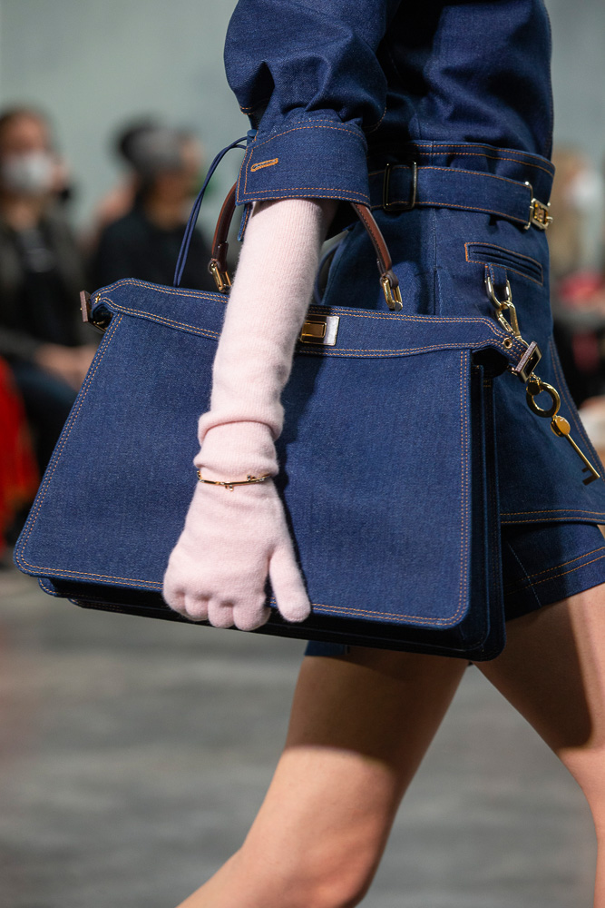 Fendi's Brand New Fall '22 Runway Bags - PurseBlog