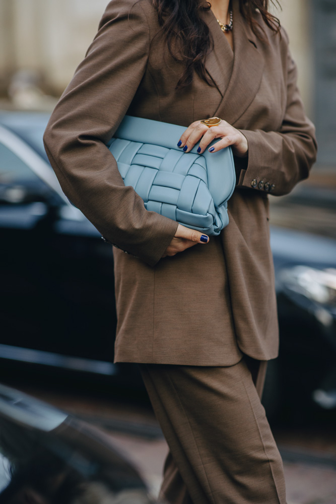 Street Style #MFW / Día 1  Bolsas lv, Mochilas louis vuitton