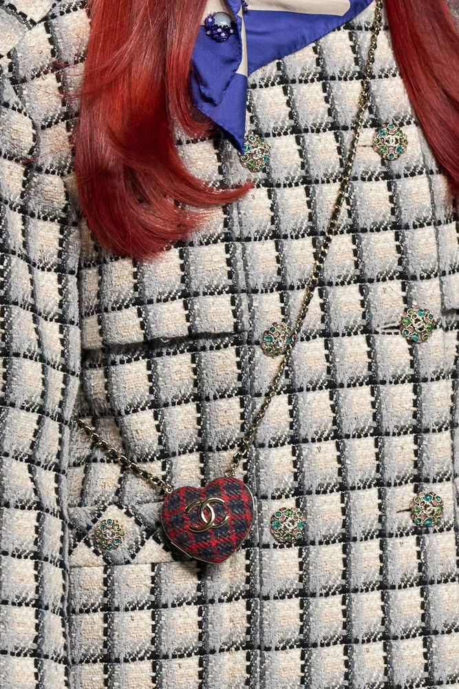 Chanel Fall 2022 Is an Ode to Tweed - PurseBlog