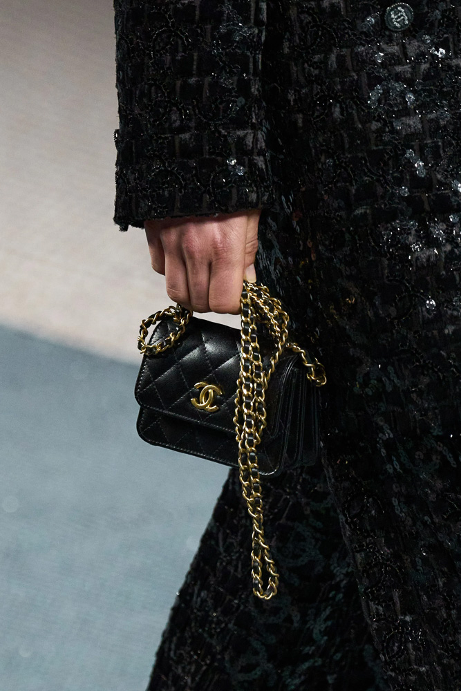 First Look: Chanel's Métiers d'Art 2021 Bags - PurseBlog