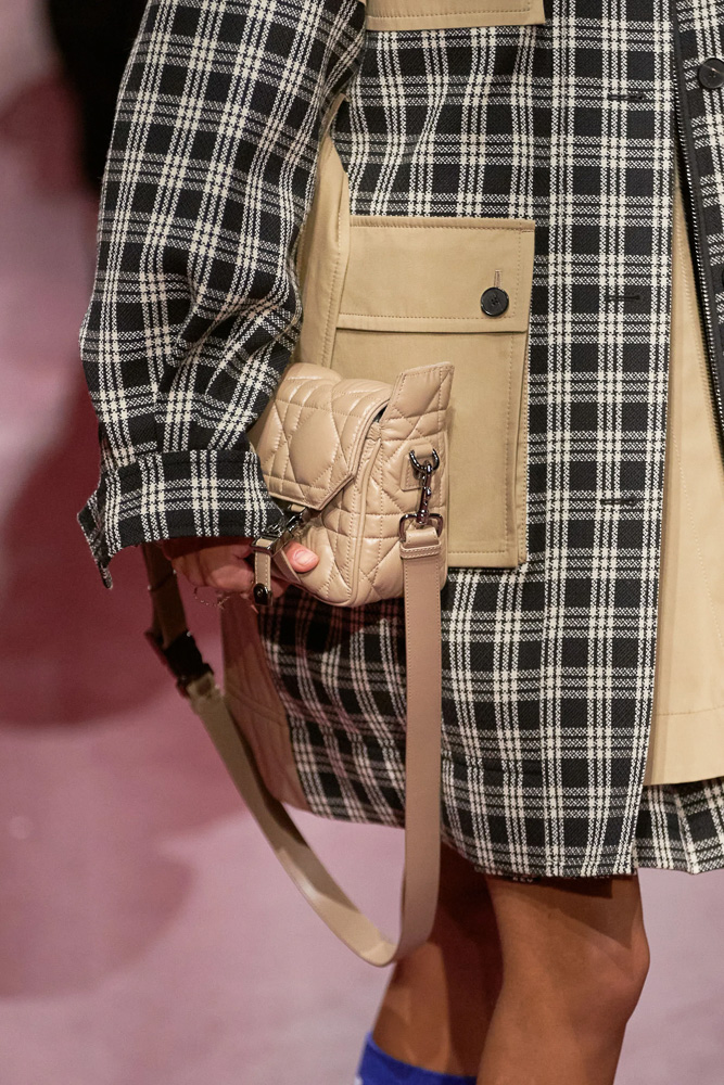 DIOR LAUNCH THE NEW IT ACCESSORY FOR THE FALL: THE BOBBY BAG • MVC Magazine