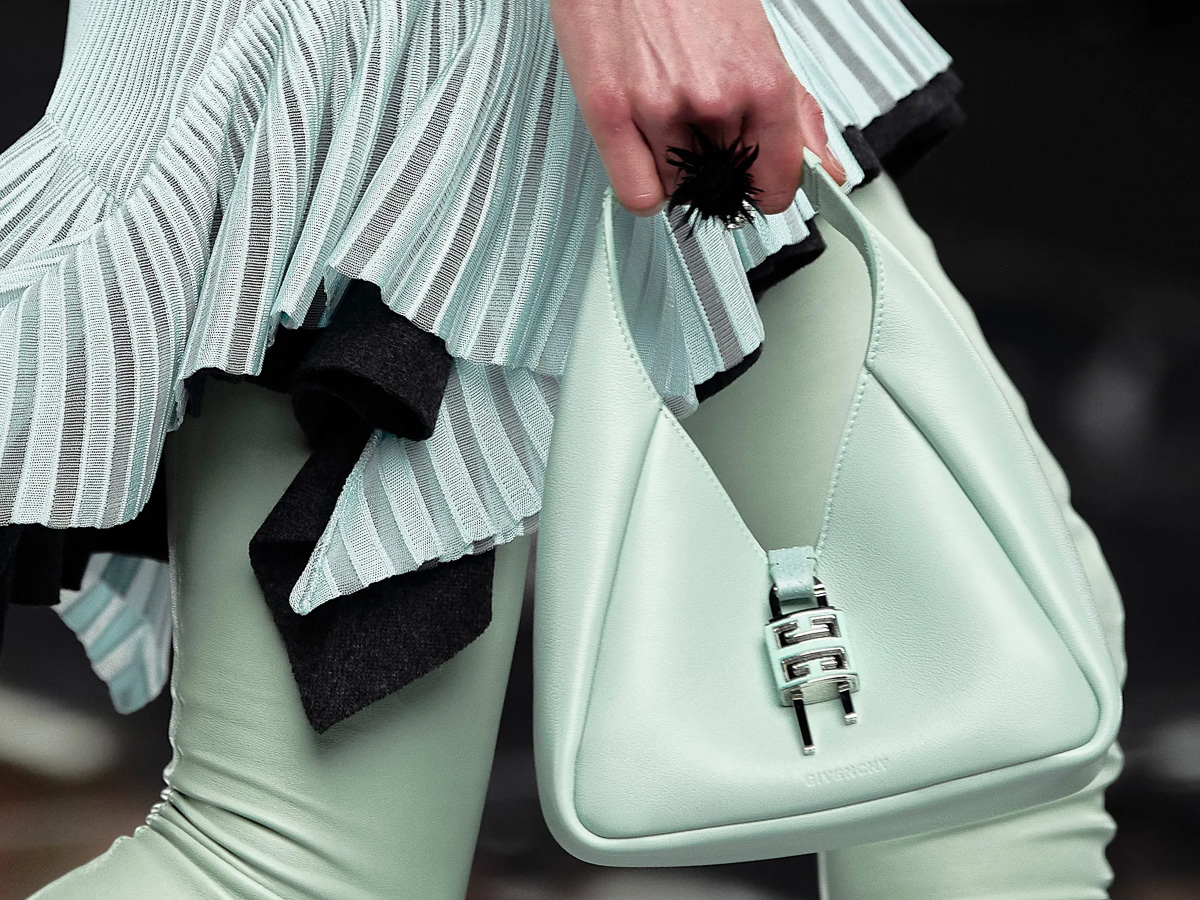 The Ultimate Bag Guide: The Givenchy Antigona Bag - PurseBlog