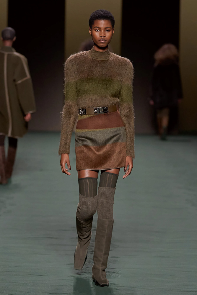 Selections From Hermès Fall 2022 Runway - PurseBlog