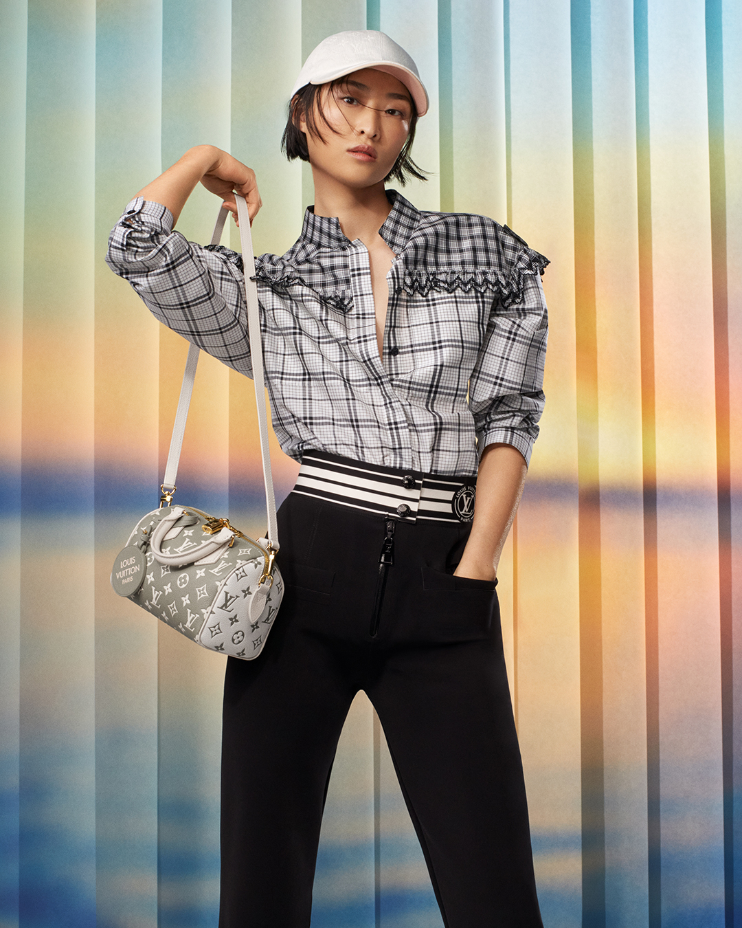 🥳 LOUIS VUITTON 2022 SPRING IN THE CITY