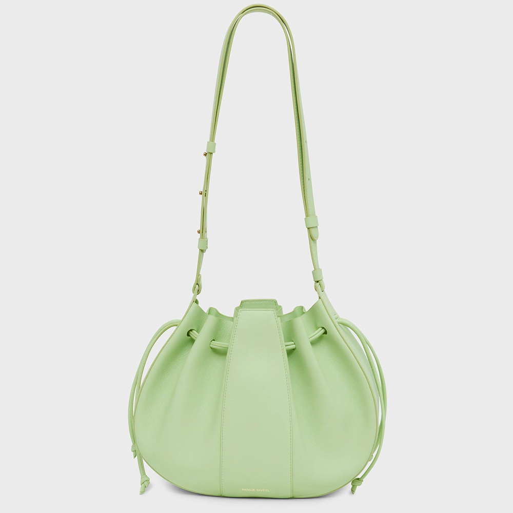 The Elegant 'Épure' Is Longchamp's Take On A Minimalist Bucket Bag