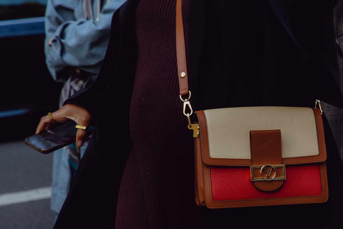 How Many Handbags Should You have in your Collection in 2022? • Petite in  Paris