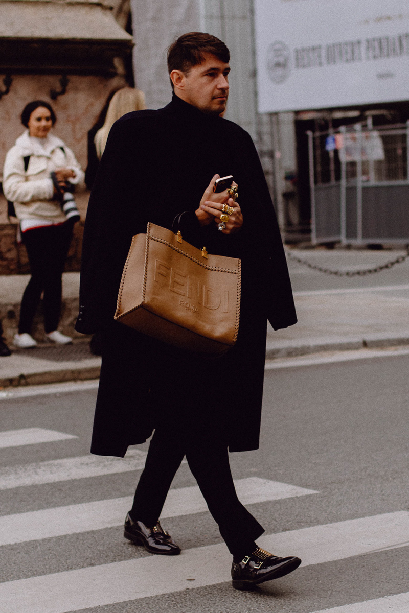 Bag Spy: Paris Fashion Week Street-Style Looks We Loved - The Vault