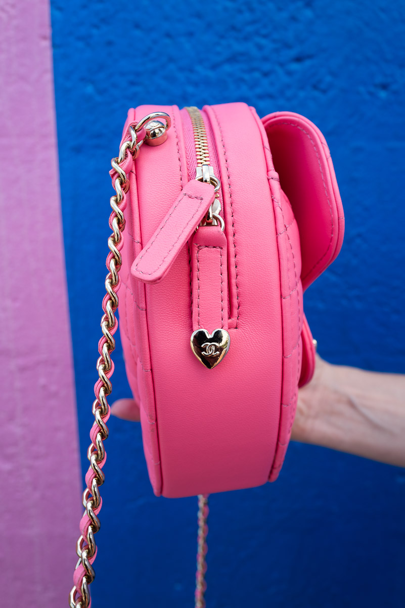 Chanel Heart Bag in Pink Heart Pull Detail