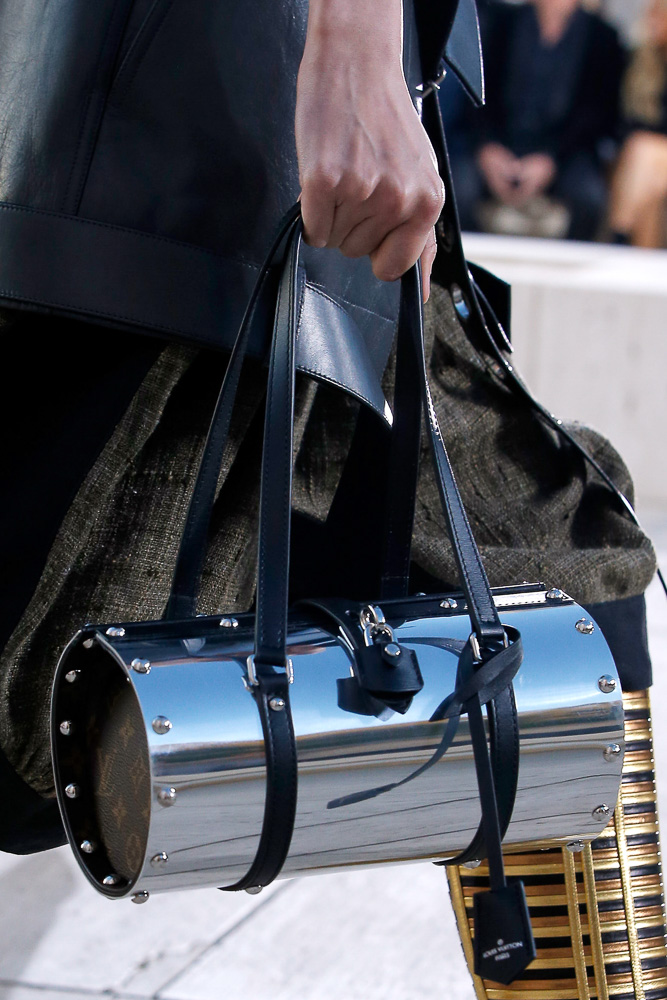 Shoes and Bags - Louis Vuitton Cruise 2023 - RUNWAY MAGAZINE ® Official