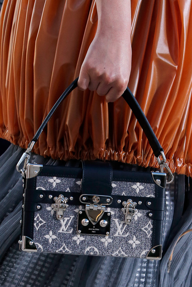 Louis Vuitton Cruise 2023 Details  Louis vuitton, Bags, Louis vuitton bag