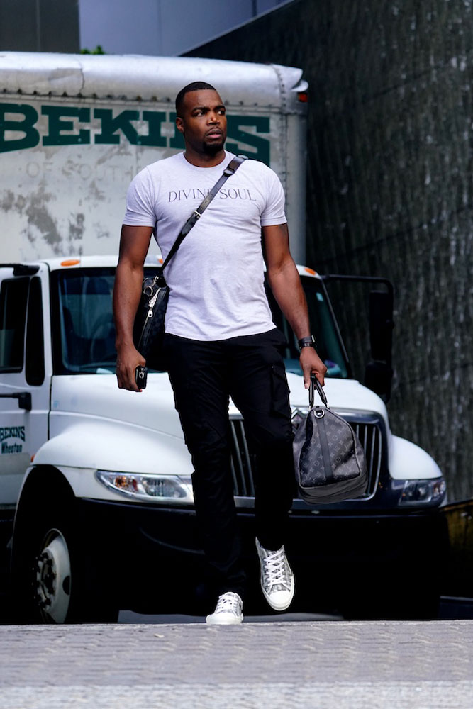 Stars and Star Athletes Carry Hermès & Louis Vuitton - PurseBlog