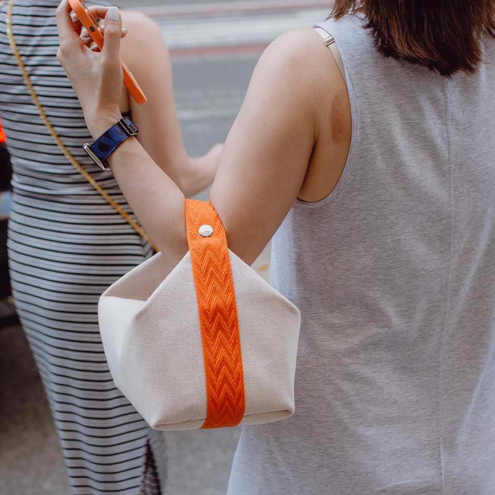 🌾 Summer Bags 🌾 @sezane really does have the best selection of straw bags!  I'm sure you've seen this bag a lot on my feed - it ... | Instagram