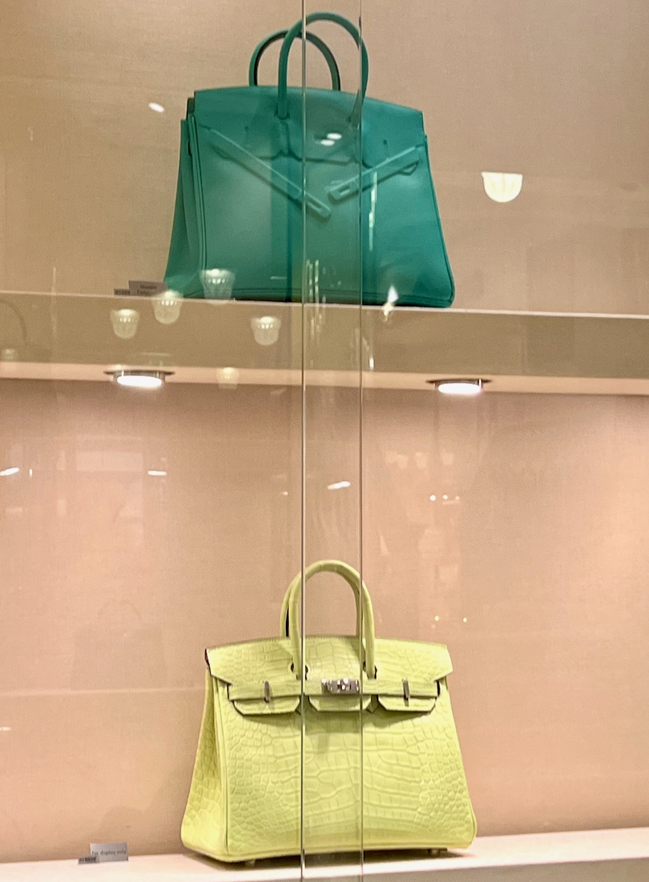 Unicorn Bags Not for Sale at Hermès Faubourg. Photo via @The_Notorious_Pink 