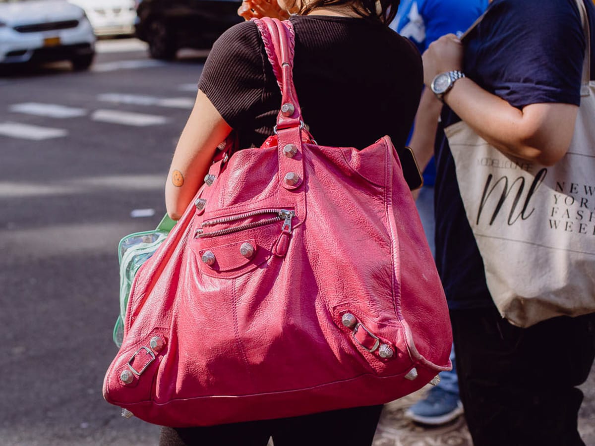 Fendi `by The Way Mini` Leather Small Boston Bag in Pink