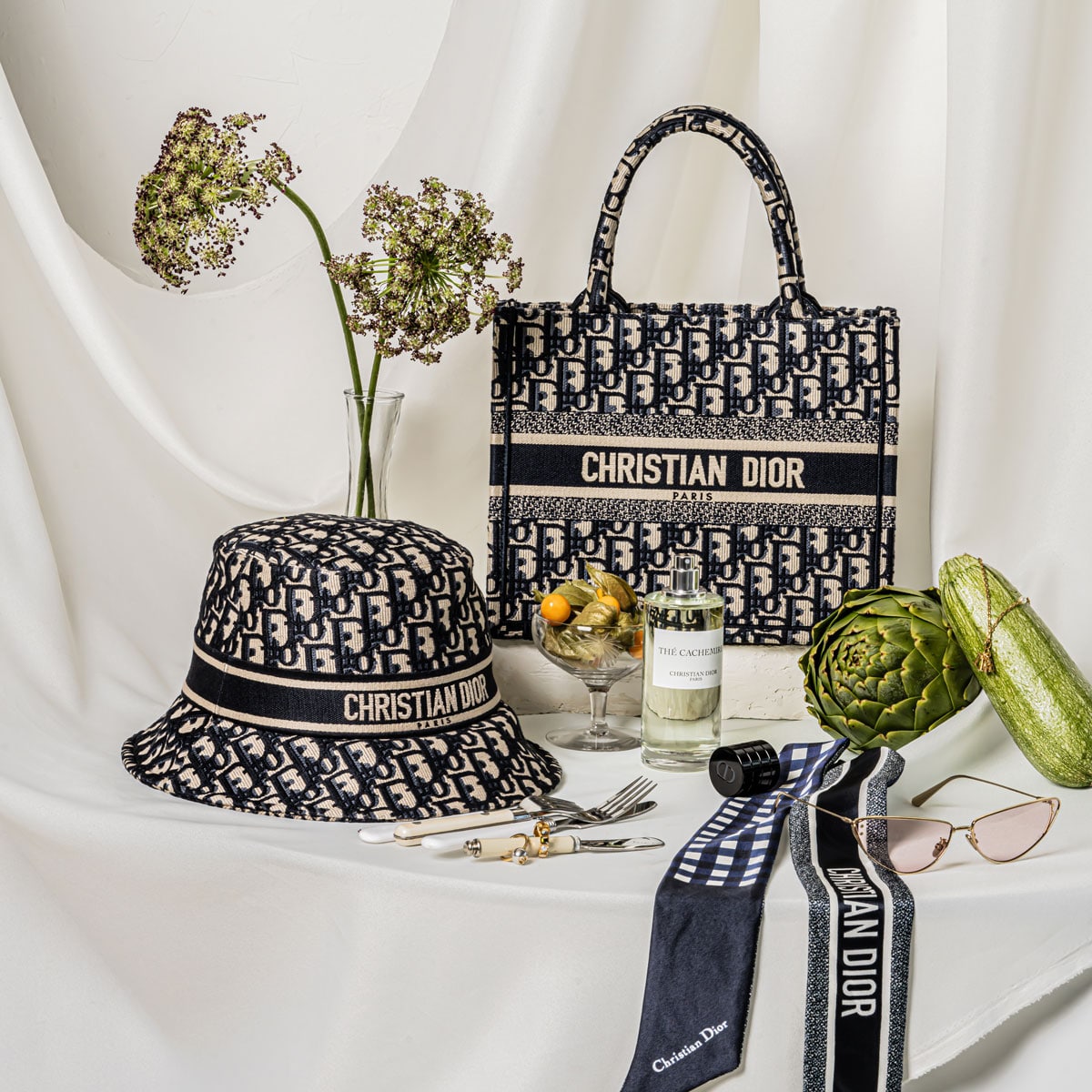 Christian Dior Logo Small Handbag mini Black dy67dv – VintageShop solo