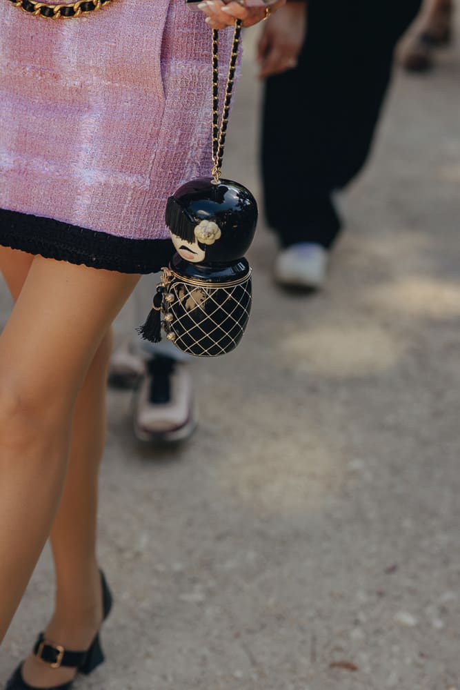 Haute Couture Fall 2022 Street Style Bags 17