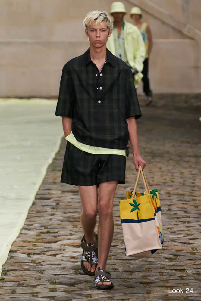 Hermes Men s RTW SS 23 Look 24