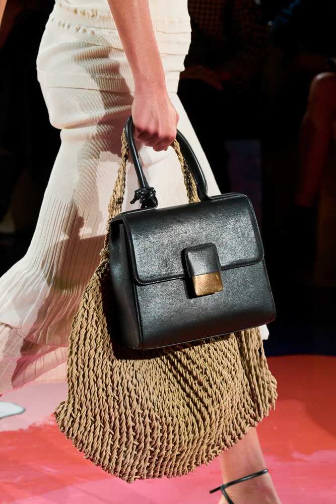 The Oversized Bags of Louis Vuitton Spring 2023 - PurseBlog