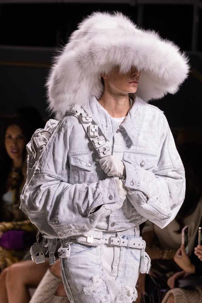 Fendi Resort 23 25 Years of the Baguette 31 Fendi Resort 23 25 Years of the Baguette 31