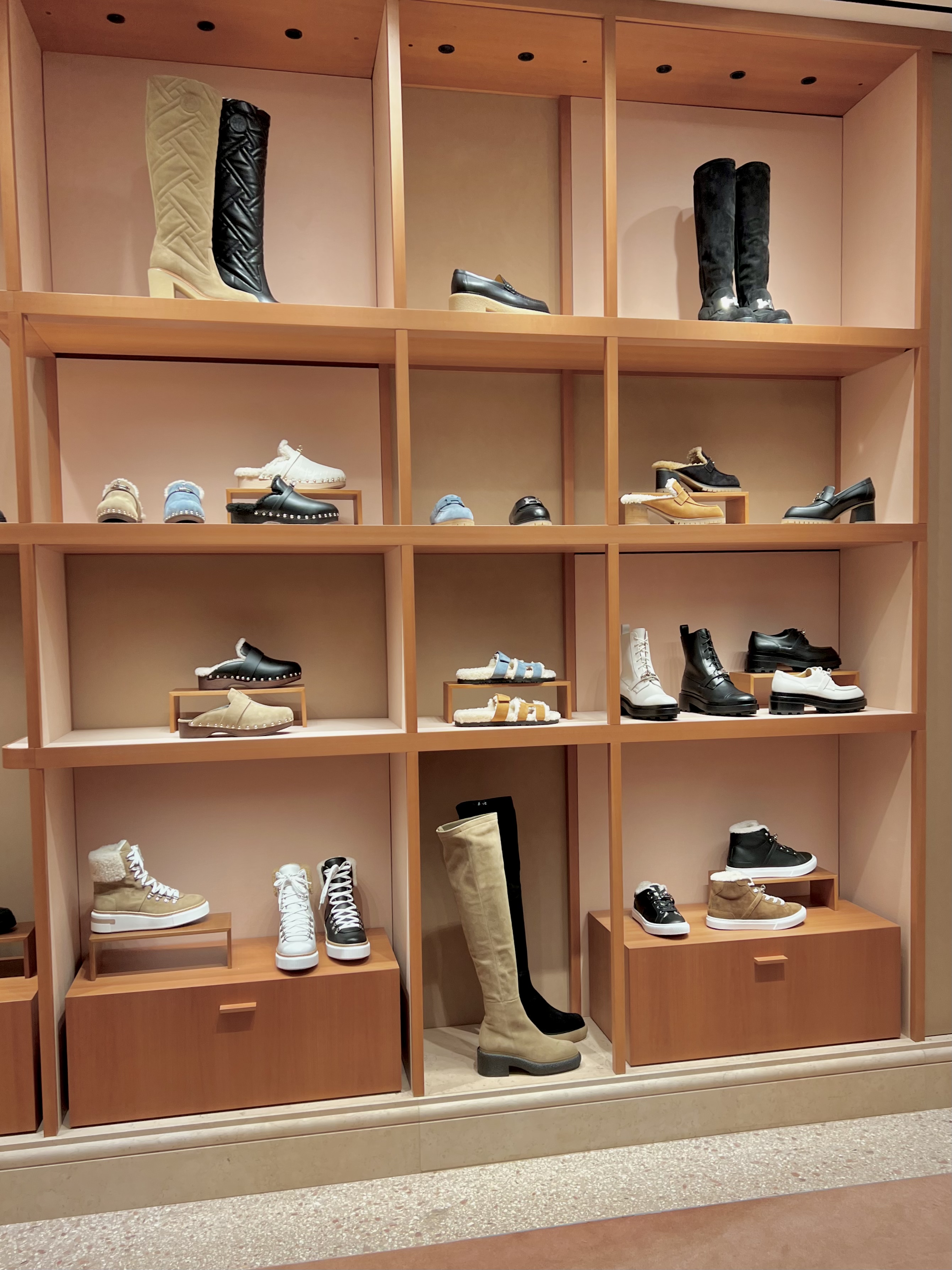 Third Floor Women’s Shoes. Photo via @The_Notorious_Pink.