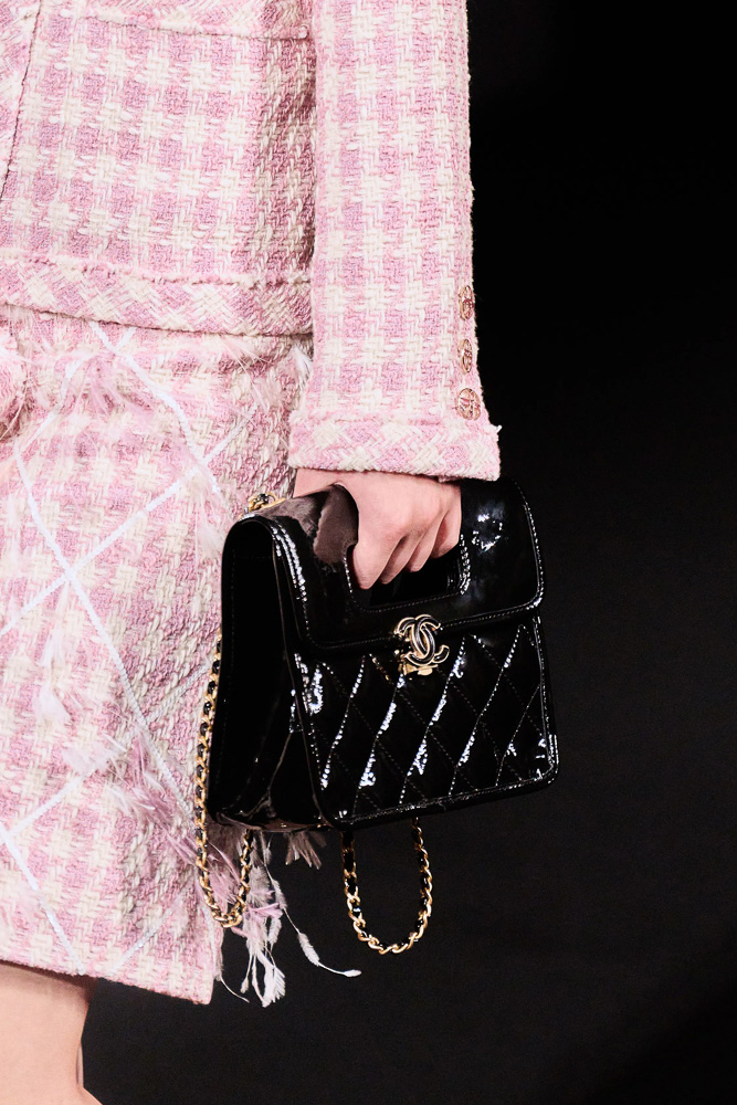 Mini Bags Reign Supreme on the Chanel Spring Runway - PurseBlog