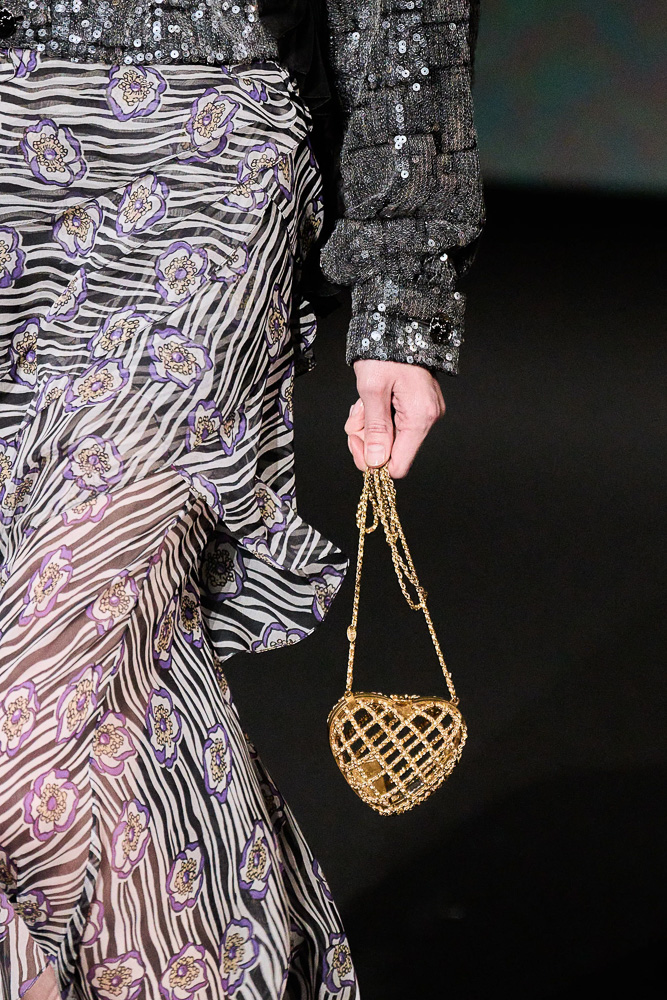 Chanel runway bag clearance