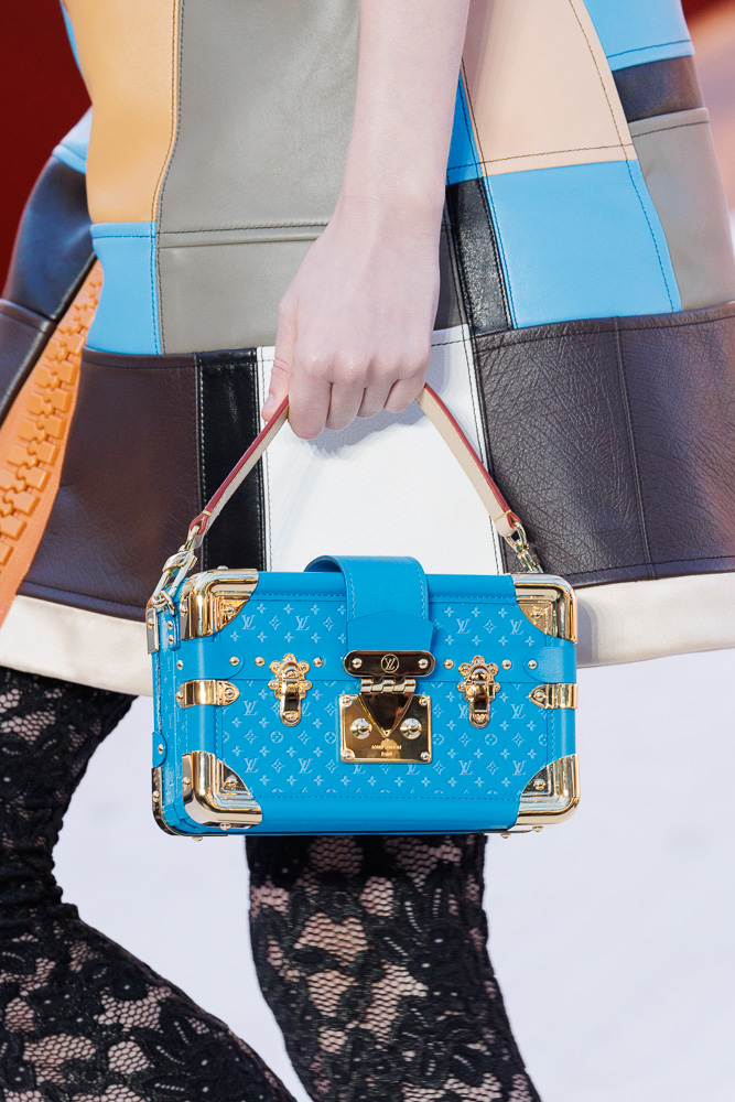 This Louis Vuitton Bag Is the Breakout Star of Spring Fashion