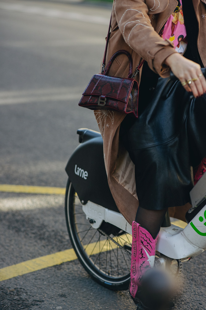 Hermès Handbag Street Style During PFW 2023 - PurseBop