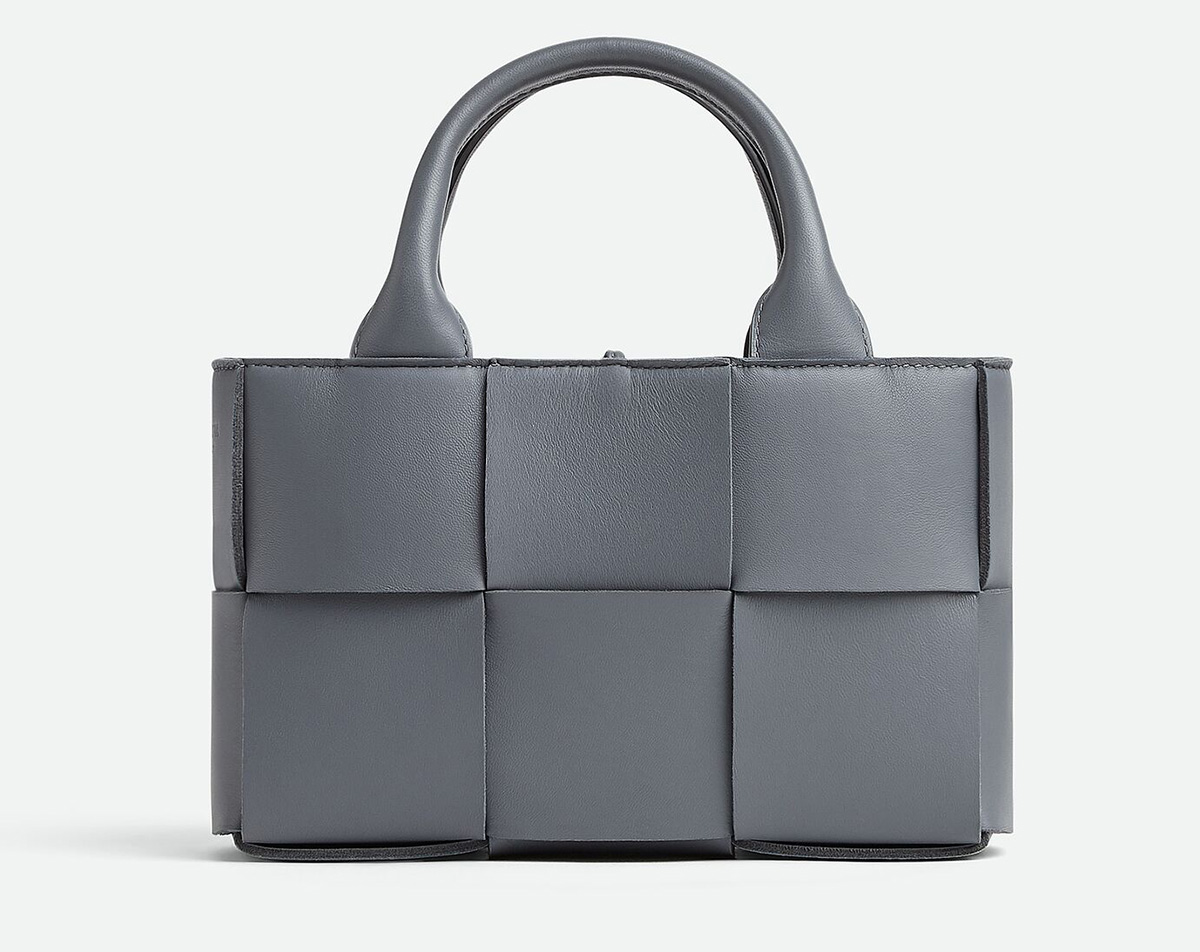 Bottega Veneta 11 Arco Tote Bag